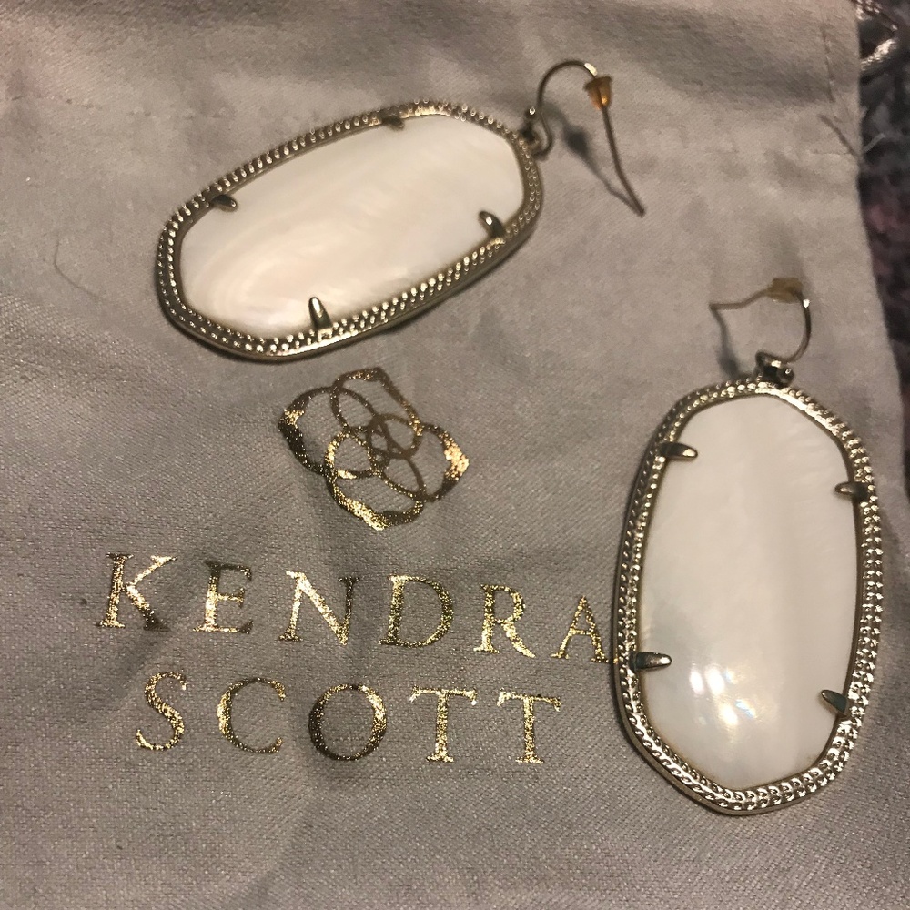 Kendra Scott Elle drop Earrings